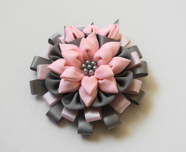 Ribbon Wheel Large Hair Clip